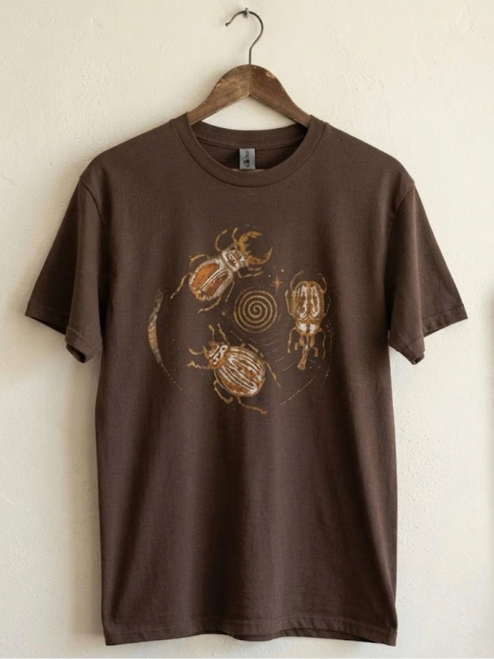 Gildan Brown Short Sleeve Beetle Graphic Tee | Unisex Shirt